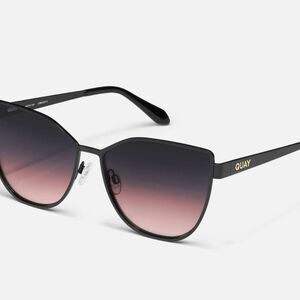 Quay Australia In Pursuit Sunglasses- Black Frame/Black Plum Pink Lens